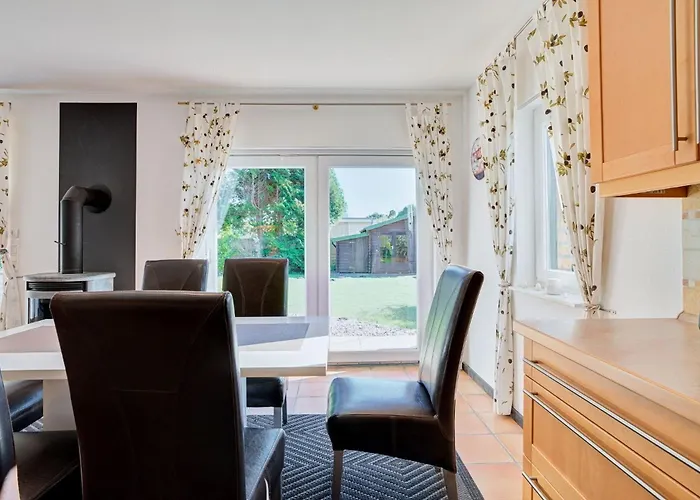 Semesterbostad Haus Hanseatenweg 13